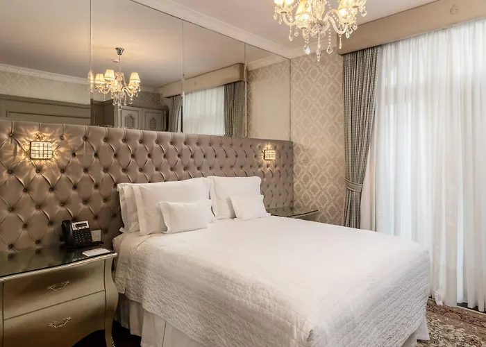 Hotel Colline De France